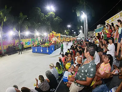 Última noite dos desfiles das escolas de samba acontece hoje, dia 20