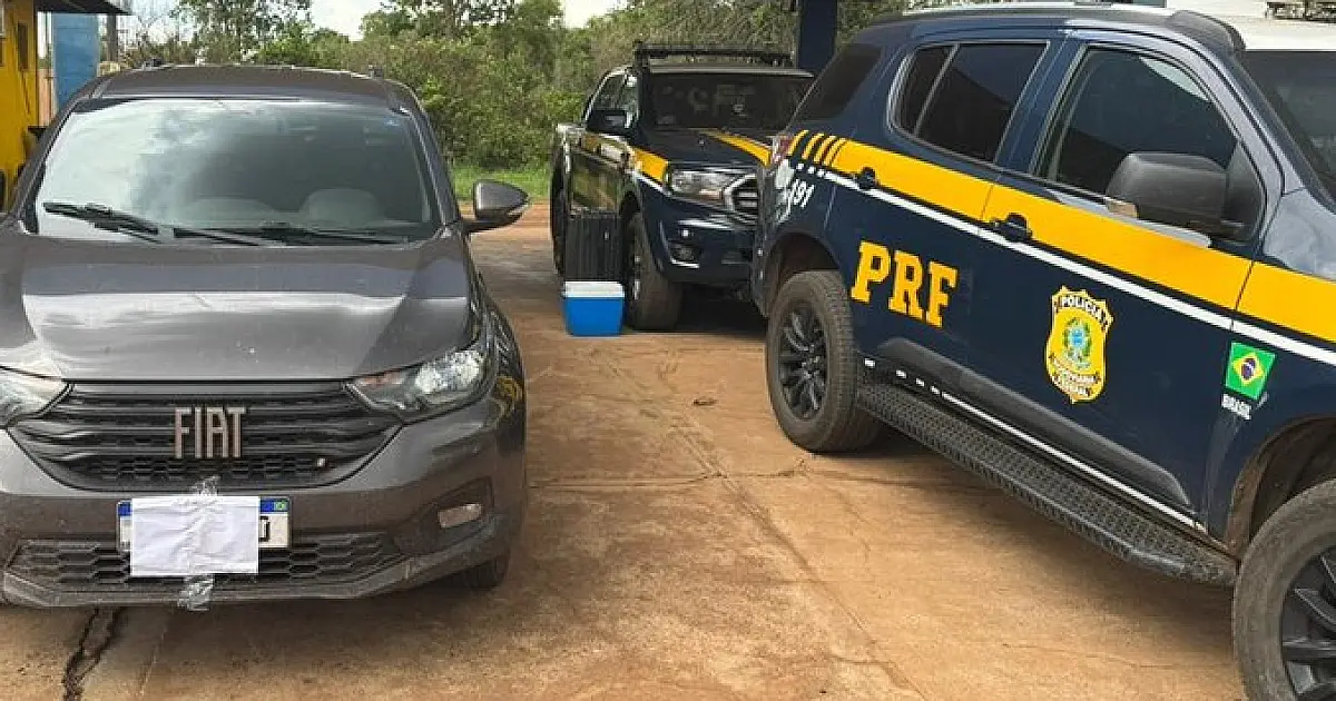 Carro furtado é recuperado na BR-262