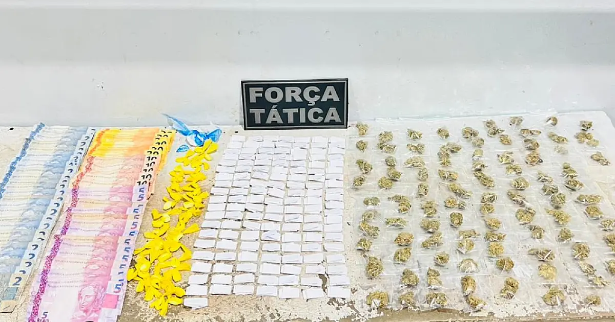 Força Tática prende traficante com grande quantidade de papelotes e dinheiro