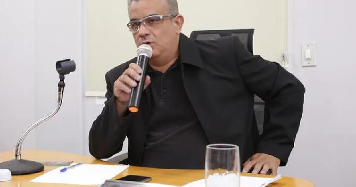 Demora na reforma da escola preocupa e vereador cobra cronograma de conclusão