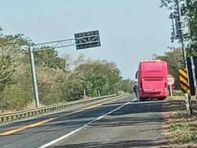 Buser quebra de madrugada e socorro chega oito horas depois