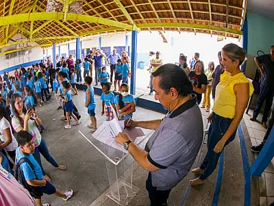 Prefeito anuncia reformas de Cras, escolas e quadras esportivas