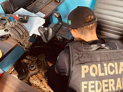 Operação desarticula esquema que usava frota de caminhões para traficar drogas