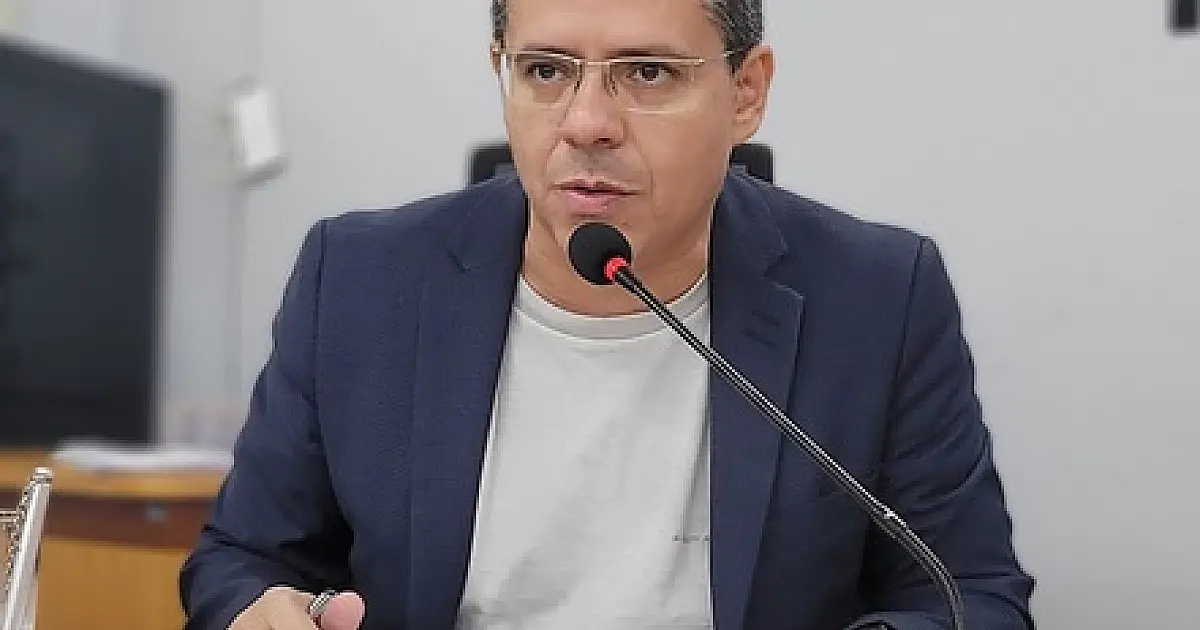 Alexandre solicita manutenção de estrada transpantaneira para atender produtor rural