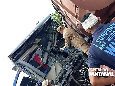 Motorista morto em acidente de ônibus estava 24 horas sem dormir