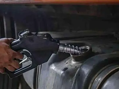Petrobras anuncia redução de R$ 0,30 por litro no preço médio do diesel