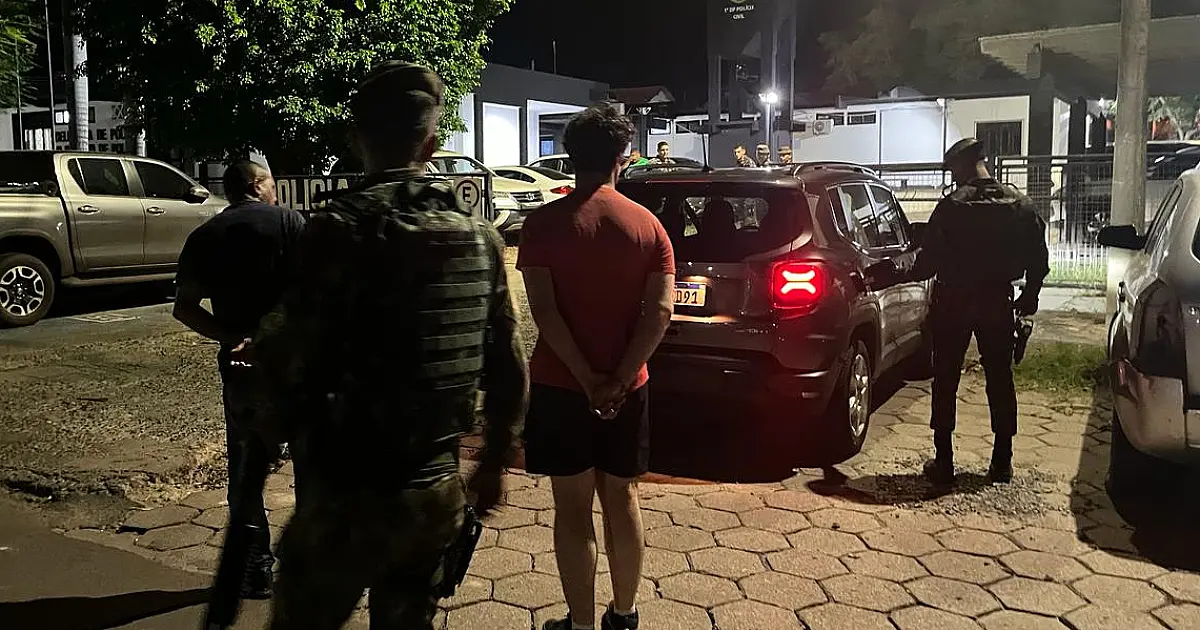 Carro furtado em São Paulo é apreendido em Corumbá
