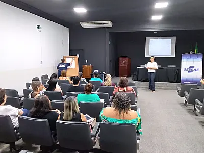 Em Corumbá, artesãos e empreendedores participam de oficina para ampliar oportunidades de mercado