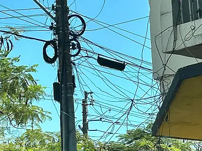 É um avião? Não