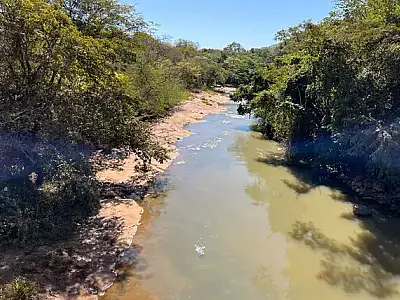 Afluente do Paraguai no Pantanal, Rio Negro tem 19 nascentes secando