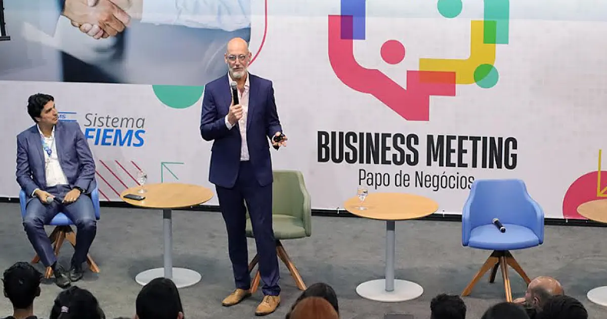 Sistema Fiems debate futuro da educação e impacto do ensino no mercado de trabalho