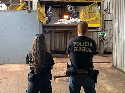 Polícia Federal incinera 16,5 toneladas de drogas em Ponta Porã