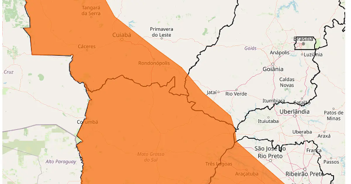 Inmet divulga alerta meteorológico para MS; Chove forte em Corumbá
