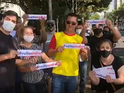 A mais de um ano da eleição, "clipe" pede volta André e Governo faz ofensiva com Riedel