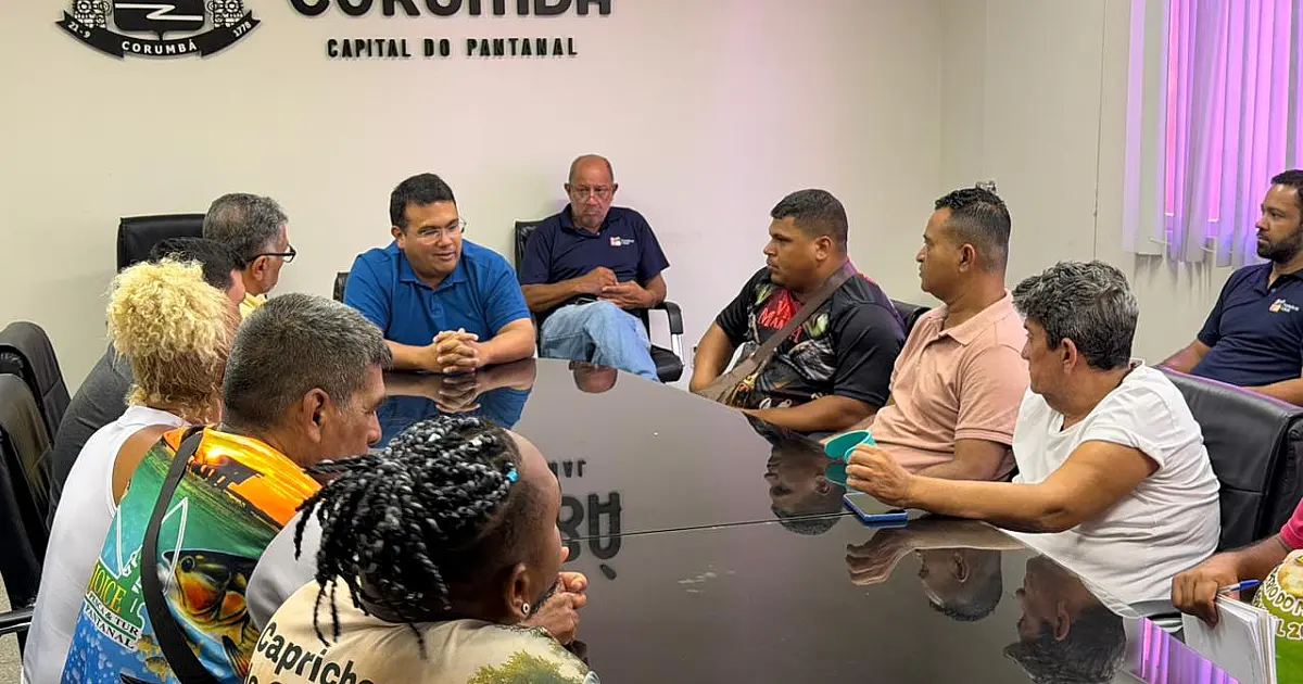 Prefeitura de Corumbá completa repasse de recursos para escolas de samba