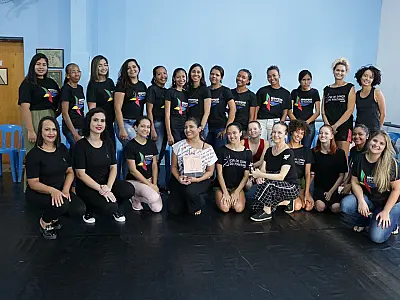 Moinho Cultural faz homenagem as funcionárias da instituição