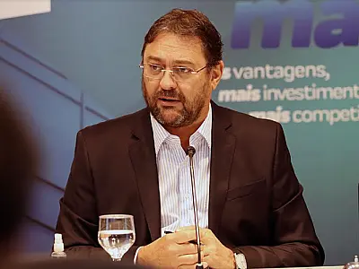 Longen vê com preocupação alta da Selic e defende articulação política para mudar rumos da economia