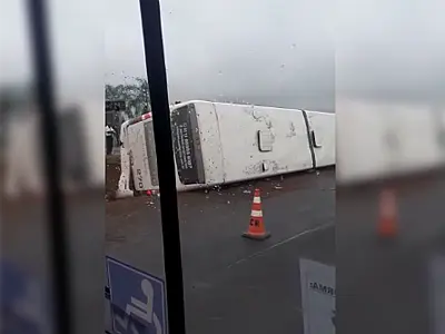 Seis pessoas ficam feridas em acidente de ônibus na rodovia