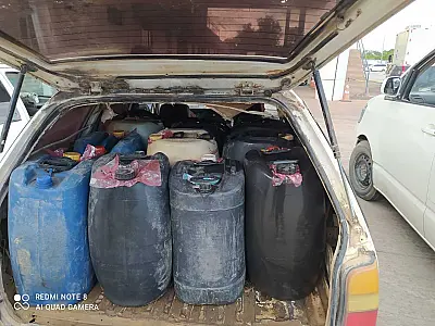 Bolivianos são presos com combustível ilegal em estrada vicinal