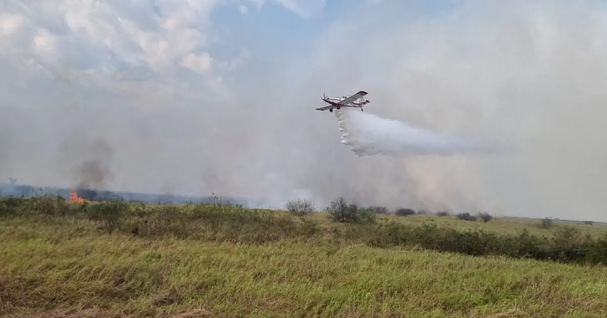 Chuva trouxe alívio, mas não o suficiente para exterminar incêndios
