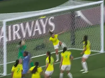 Com falha de marcação, Brasil perde da França na Copa do Mundo Feminina