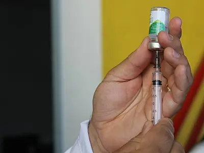 Saúde de MS amplia público-alvo para vacinação com hexavalente nos 79 municípios