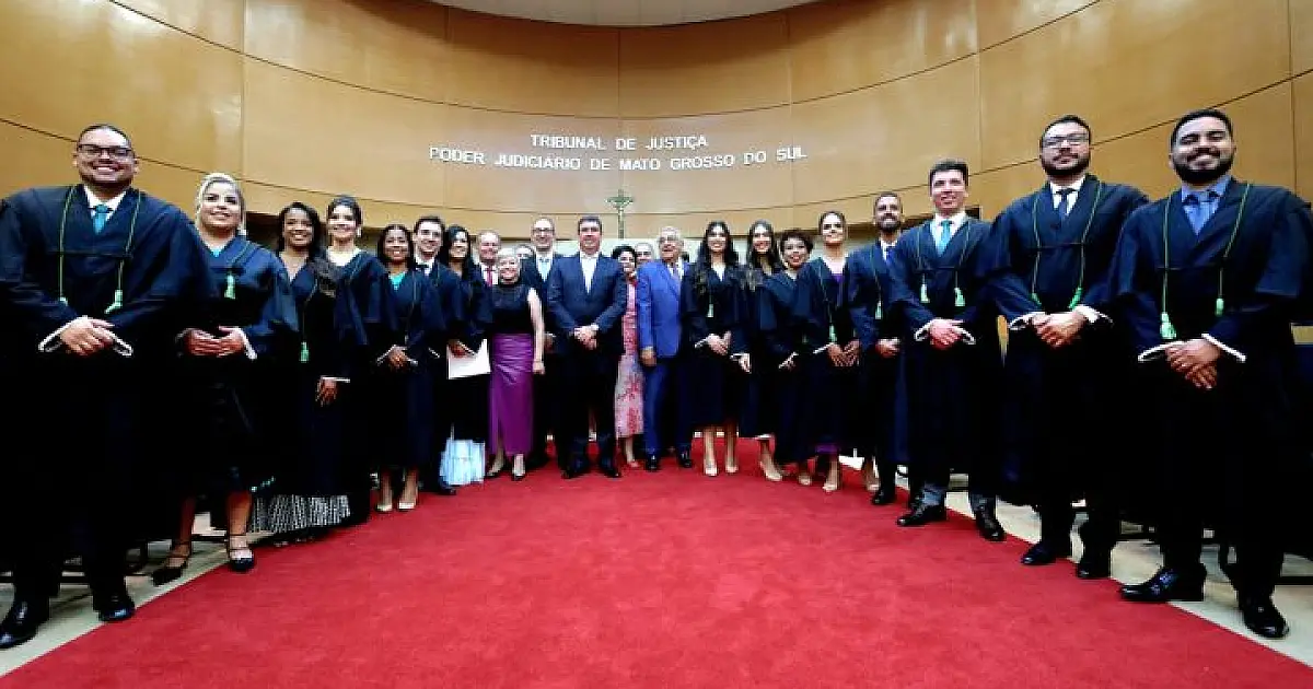 Cerimônia dá posse a 15 novos defensores públicos em MS