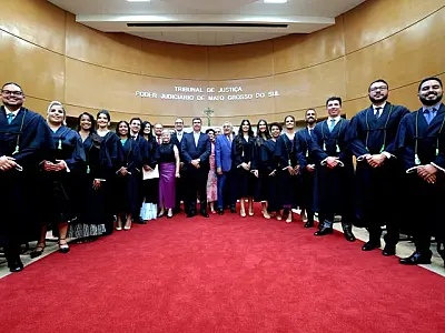Cerimônia dá posse a 15 novos defensores públicos em MS