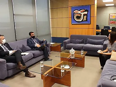 Rota de redundância deve melhorar sinal de internet em Corumbá nos próximos meses