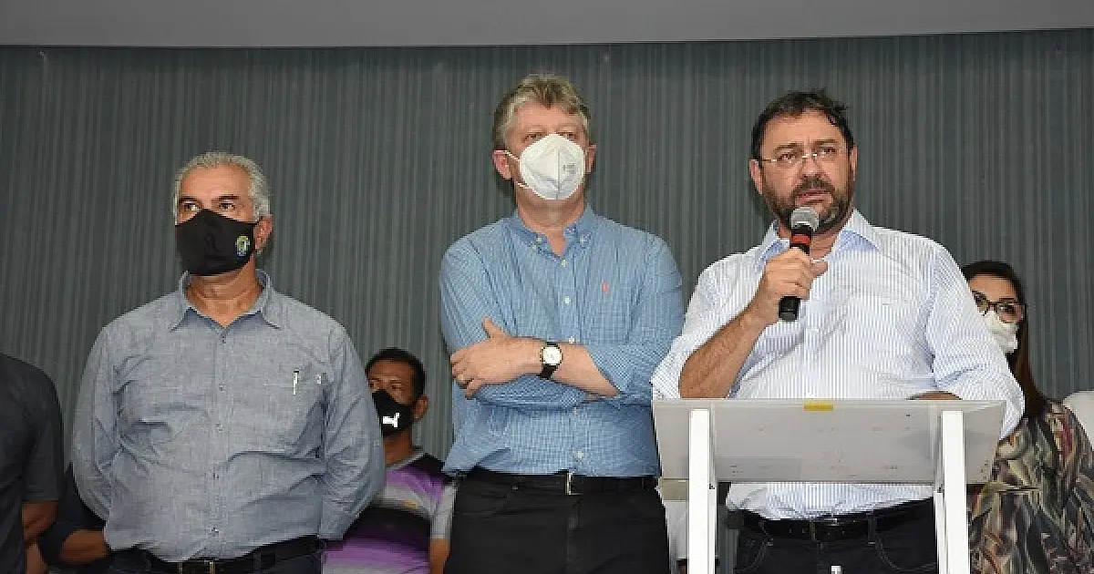 Longen destaca integração social com programa que leva luz ao Pantanal