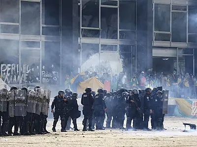 Moraes proíbe a entrada de ônibus com manifestantes no DF