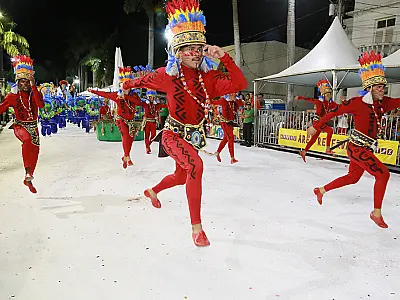 Unidos da Major Gama faz homenagem ao município de Dourados