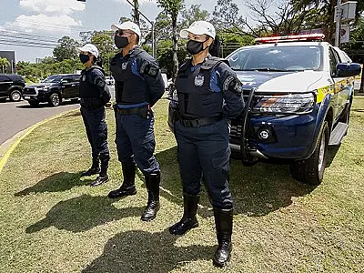 69 policiais civis e militares são promovidos por atos de bravura em MS