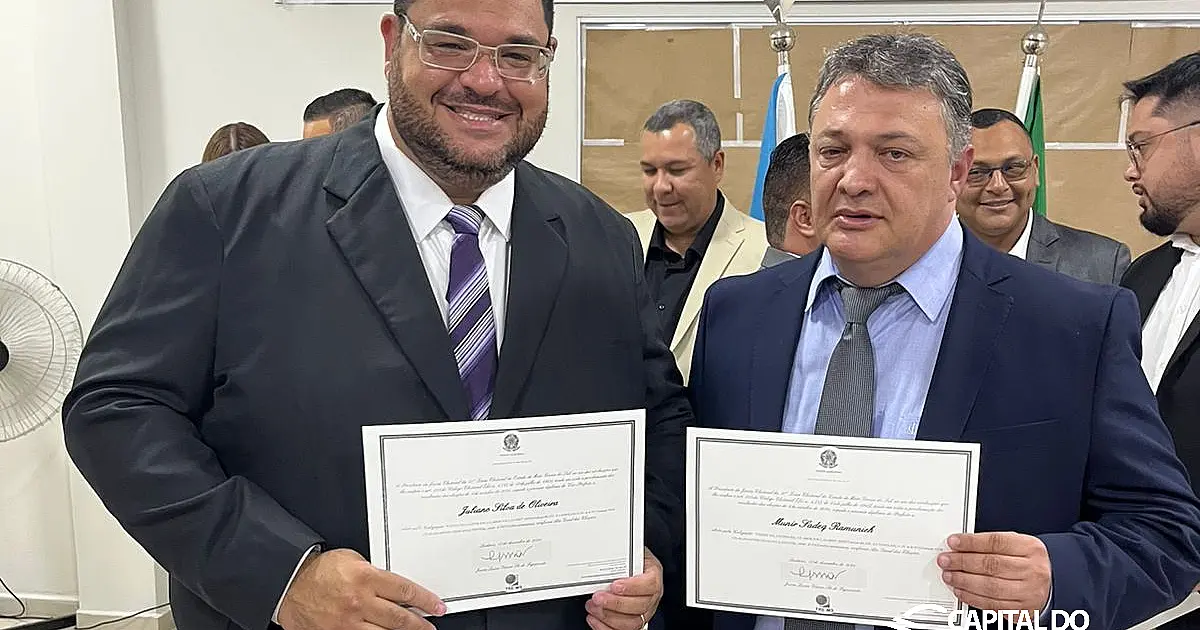 Munir e Dr. Juliano são diplomados como prefeito e vice-prefeito de Ladário