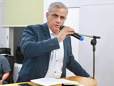 Luciano Costa afirma ser oposição a gestão municipal e não inimigo do prefeito