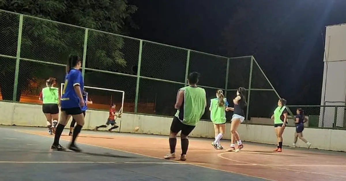 UFGD abre vagas gratuitas para treino de futsal feminino