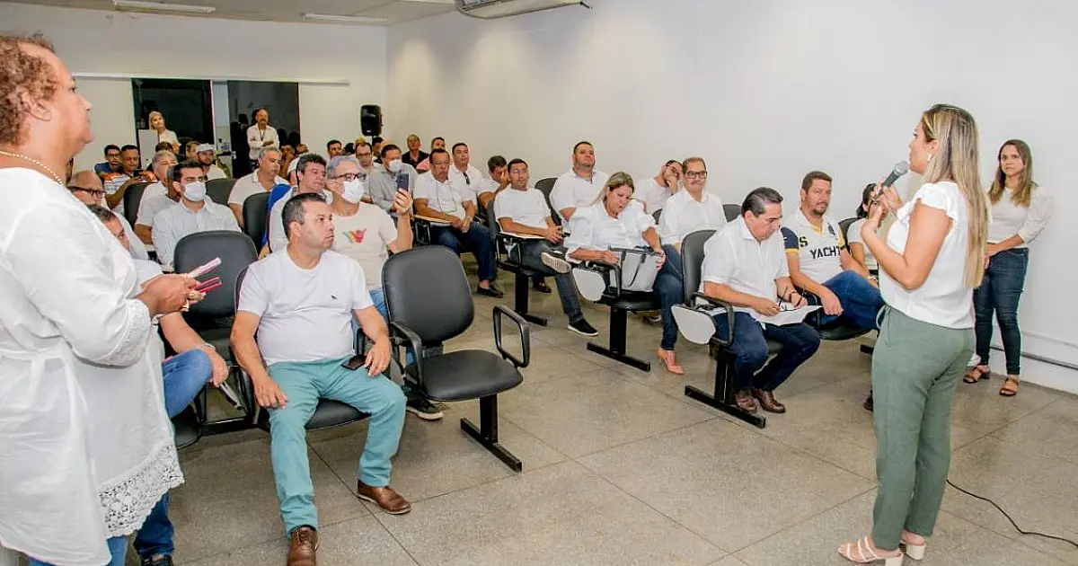 Campanha "Laço Branco" mobiliza homens pelo fim da violência contra as mulheres