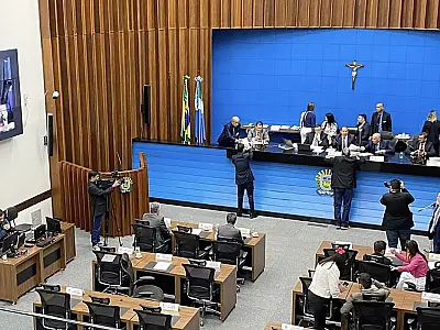 Isenção de IPVA para carros com conversão para GNV e outros projetos foram aprovados na semana