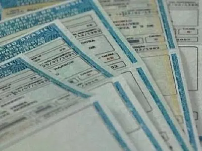 Detran alerta para anúncios na internet que prometem CNH sem aulas ou exames