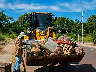 Mutirão de combate à dengue atende bairro Centro América