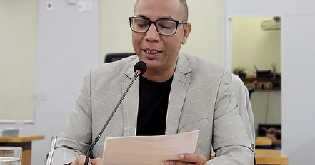 Hesley solicita pagamento mensal da promoção vertical a profissionais do magistério