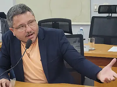 Cazarin reforça necessidade de estrutura adequada para exames práticos de habilitação