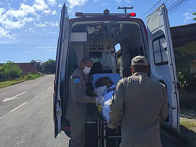 Debilitada por não comer há três dia, idosa é socorrida para o UPA