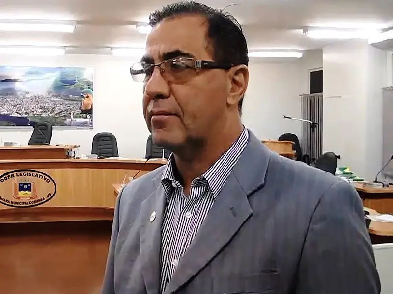 Buxexa do Amaral faz live na Delegacia Regional e é preso por desacato