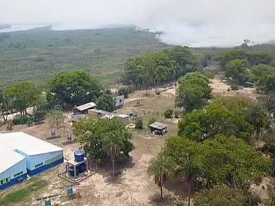 Moradores deixam casas e escola libera alunos na comunidade do Binega