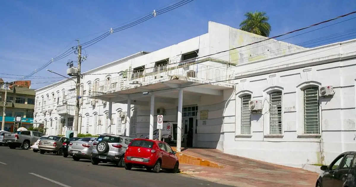 Em nota, Prefeitura afirma que tem feito todos os esforços para melhorar atendimento na Santa Casa