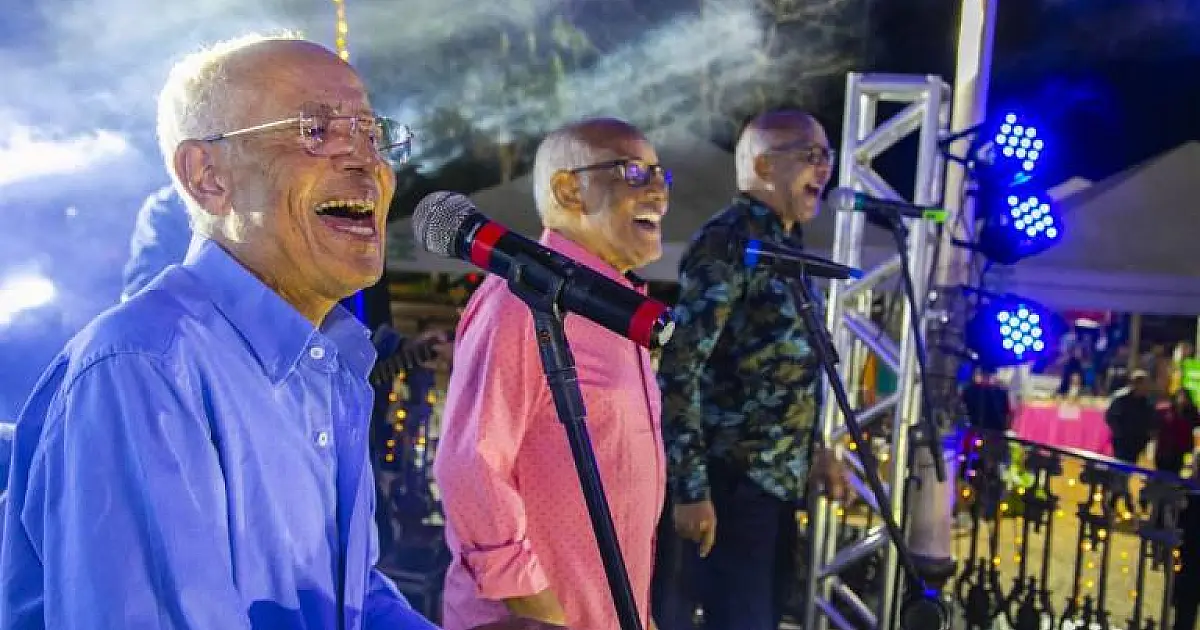 Seresta Especial dos Pais teve clássicos da Jovem Guarda com os Golden Boys