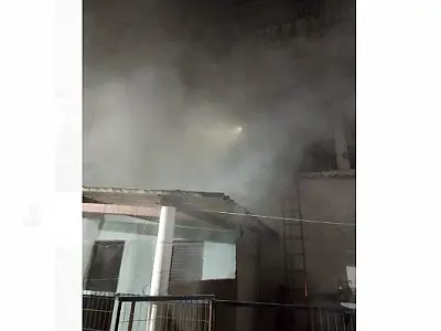 Fumaça no Atacado Fernandes mobiliza Bombeiros na madrugada