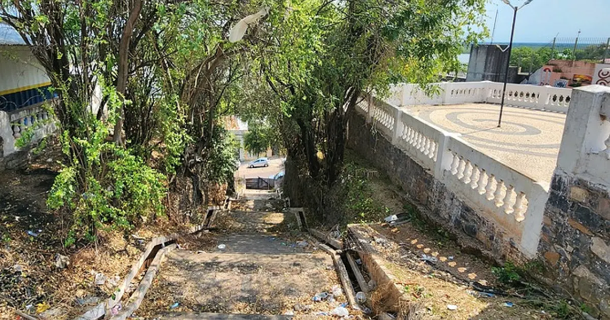 Vereador cobra conclusão das obras da Escadinha da 15