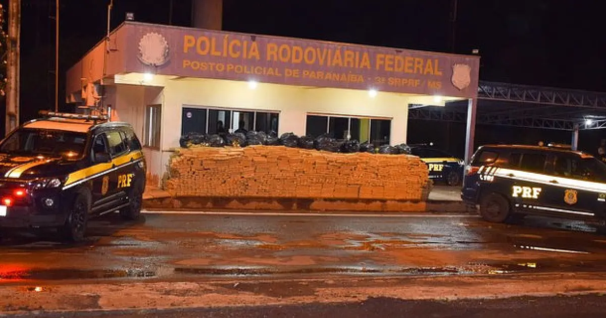 PRF apreende 6,4 toneladas de maconha camufladas em latas de massa corrida